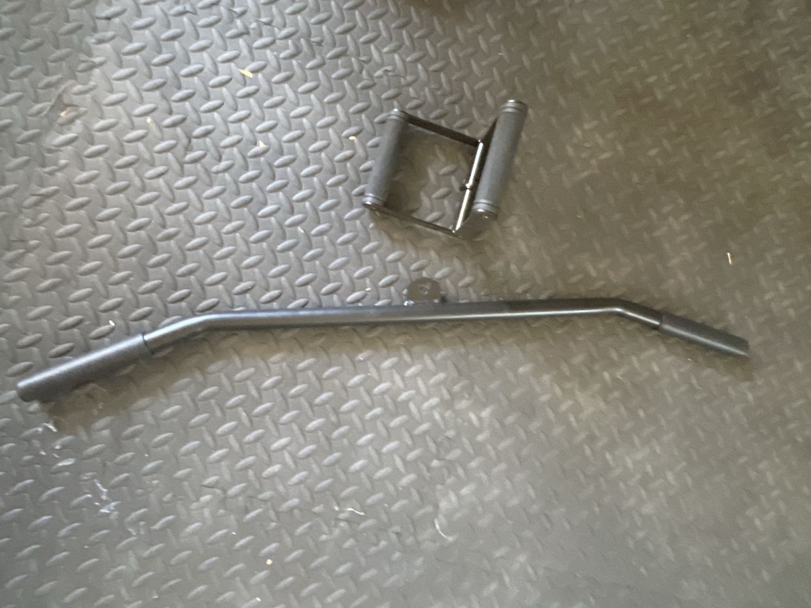 Main image 4