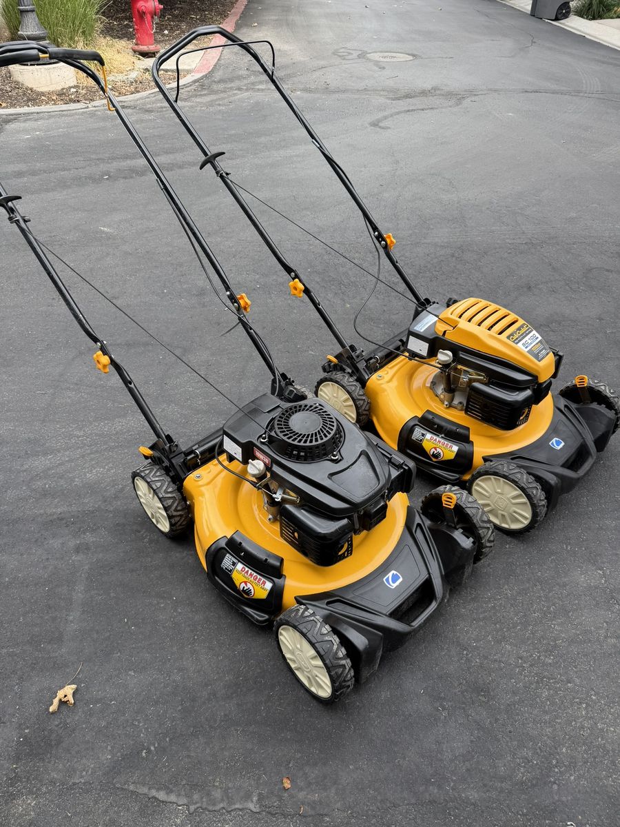 Cub Cadet SC 100 Gas Lawn Mower (1) left