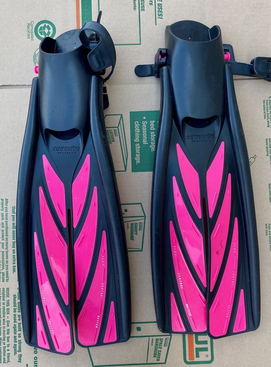 Great Condition Atomic Aquatics SplitFin Open Heel Scuba Diving Fins Size Medium