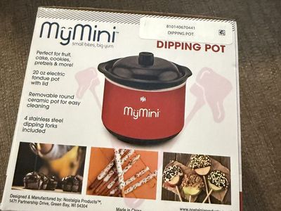 MyMini 20oz Electric Dipping Pot Chocolate Fondue Maker w/ Lid & 4 Dipping Forks