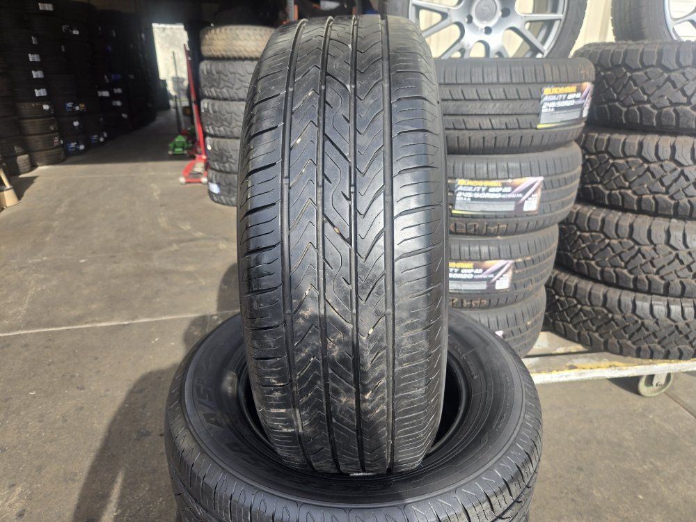 SET 235/65R17 TOYO EXTENSA A/S