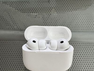 Good condition AirPods Pro 3