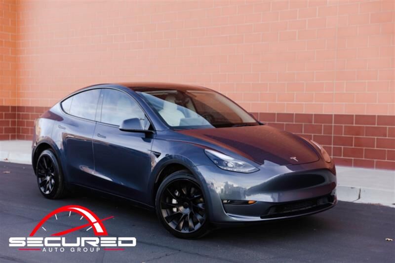 2023 Tesla Model Y Long Range
