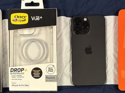 iPhone 14 Pro Max Unlocked With Extras!!