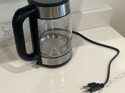 Electric water kettle