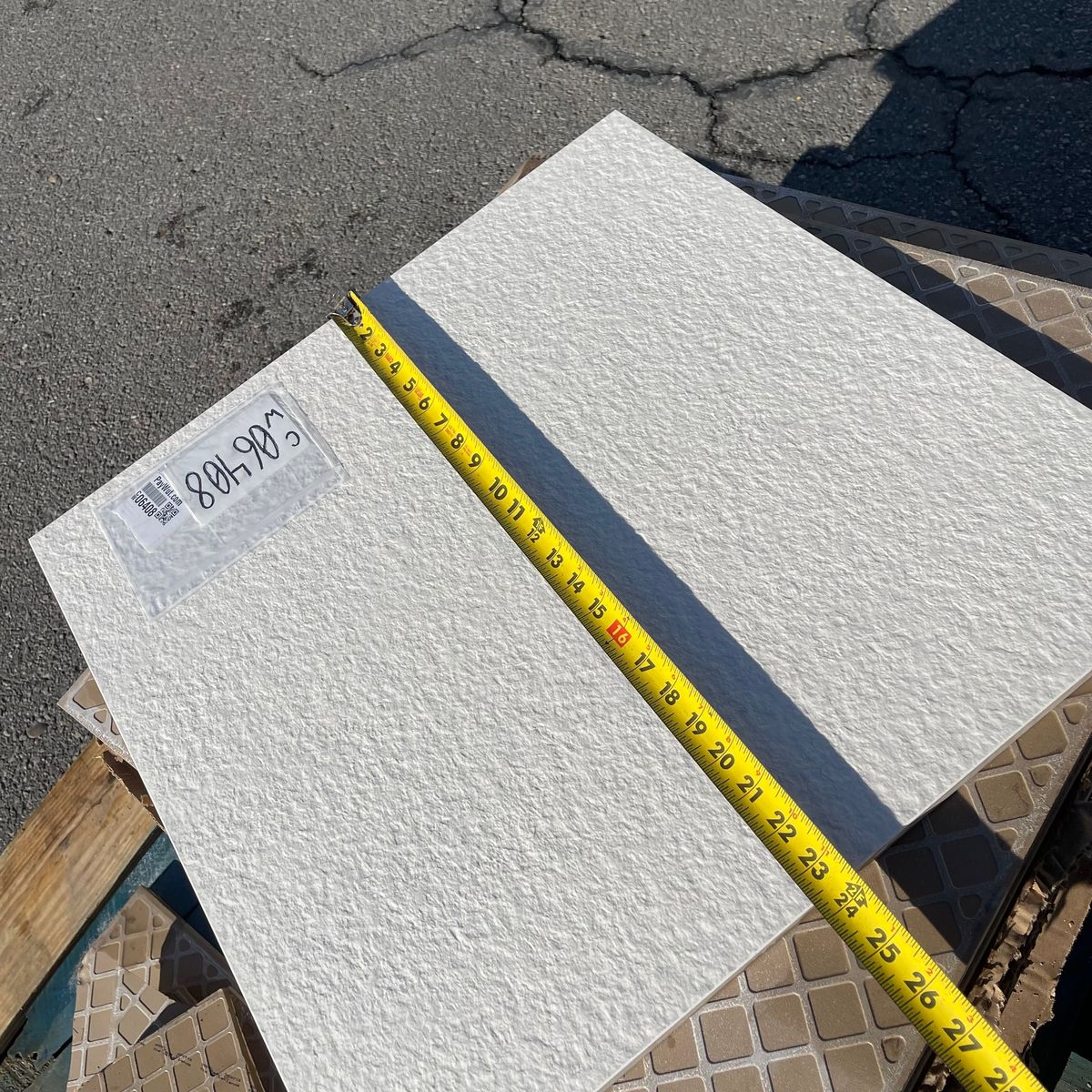 Main image 6