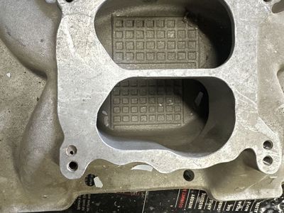 Chevy vortec to carburetor intake