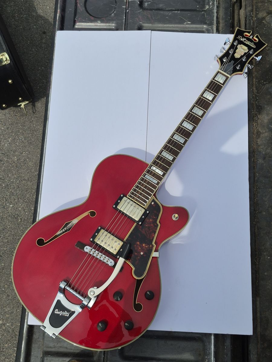D'Angelico Deluxe Bobby weir 3 electric guitar