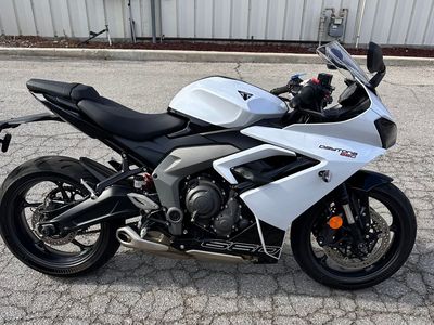 2025 Triumph Daytona 660 ABS - LOW MILES