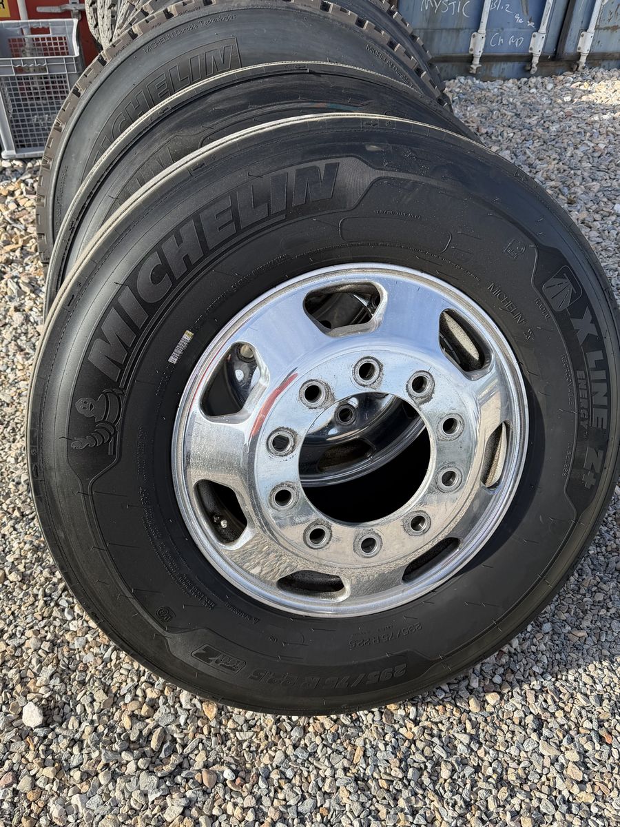 Michelin X Line Z+ 295/75 R22.5 Semi Truck Tires with polish alcoa Rims