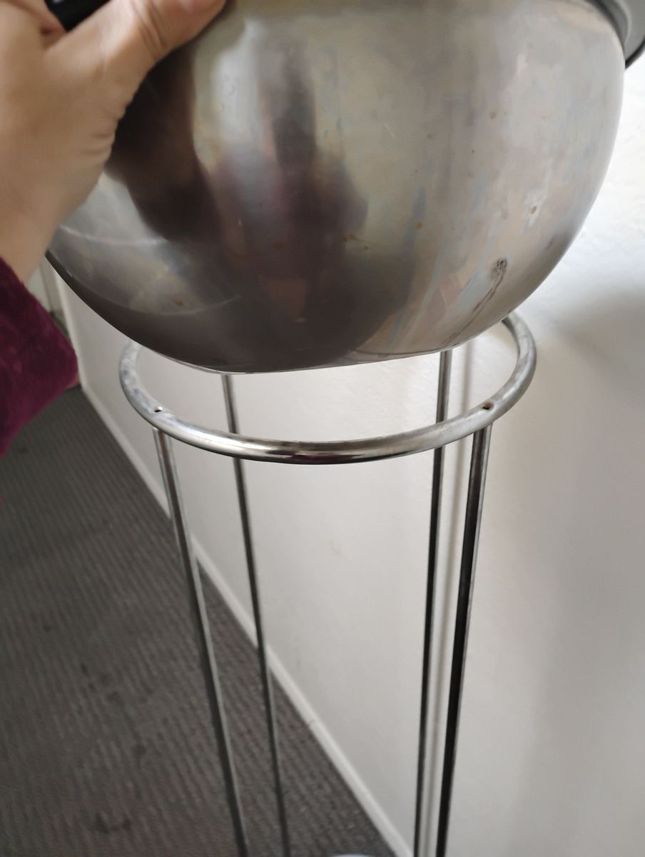 Plant stand