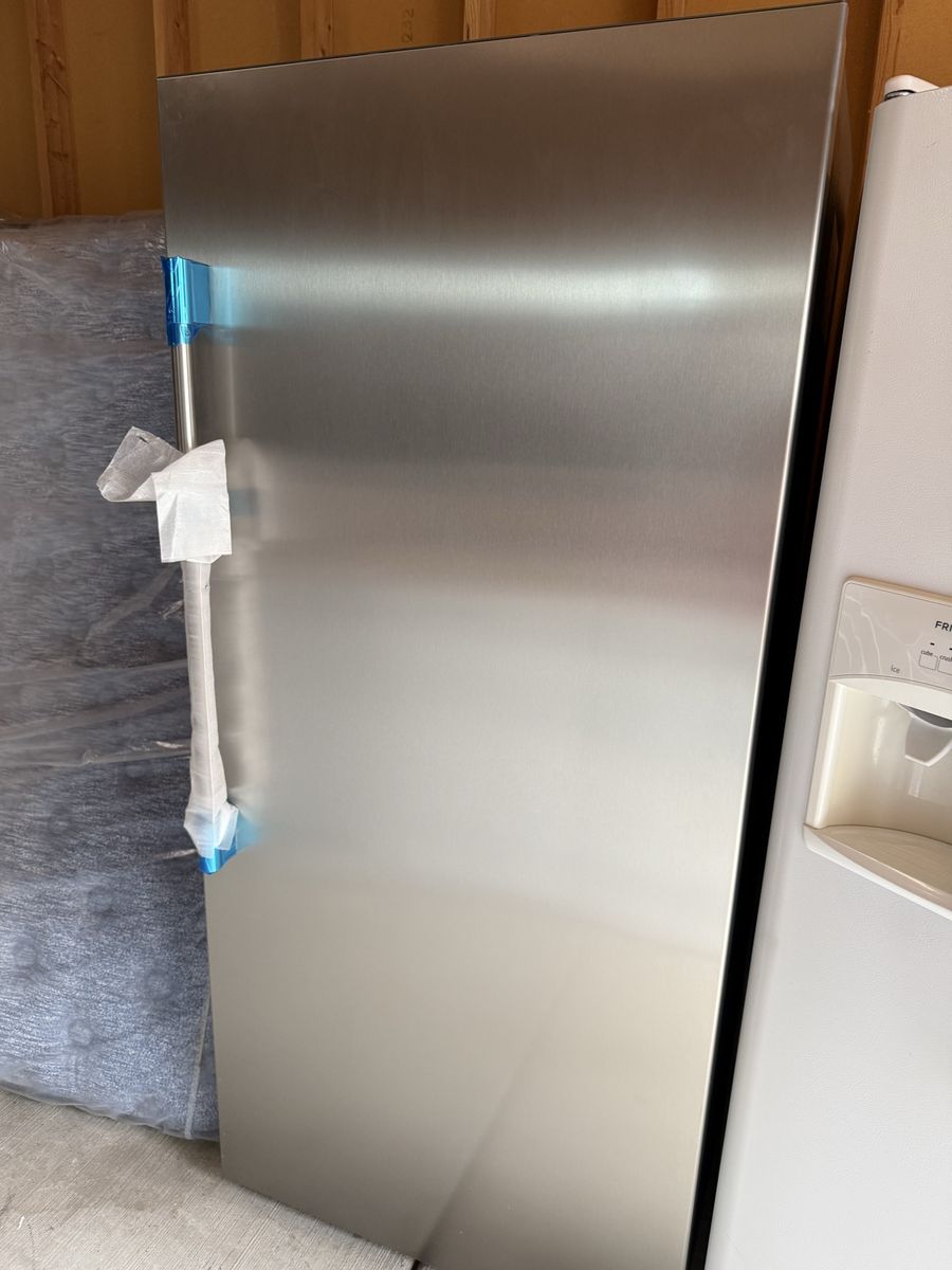 Frigidaire FPRU19F8WFD Stainless Steel Upright Fridge