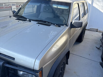 1992 Nissan Pathfinder
