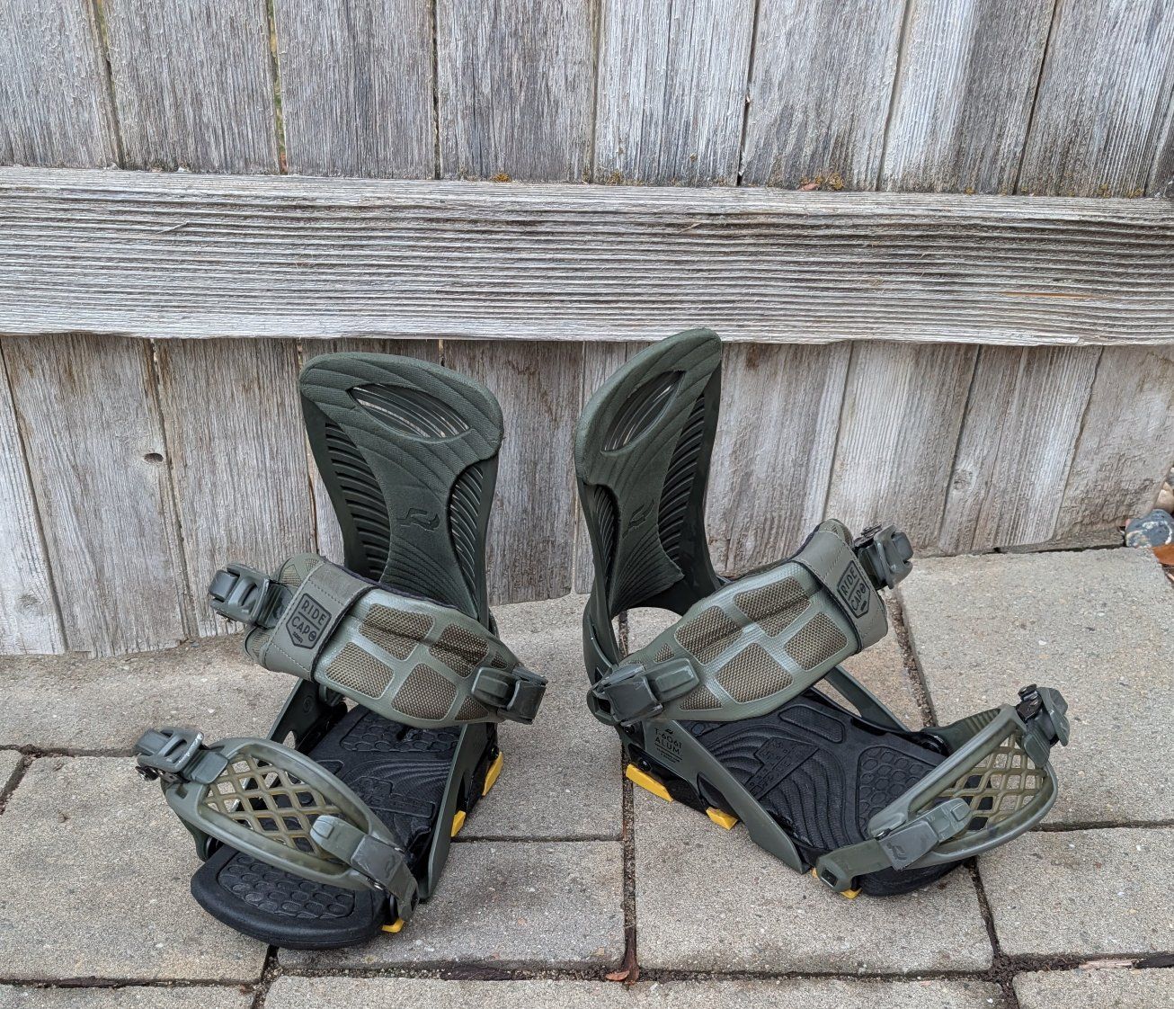 Ride Capo Snowboard Bindings -Size Small