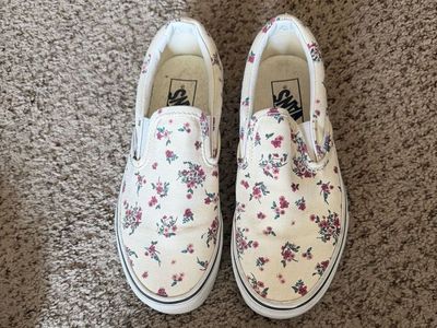 Vans Classic Slip-On Shoe Women’s Size 7