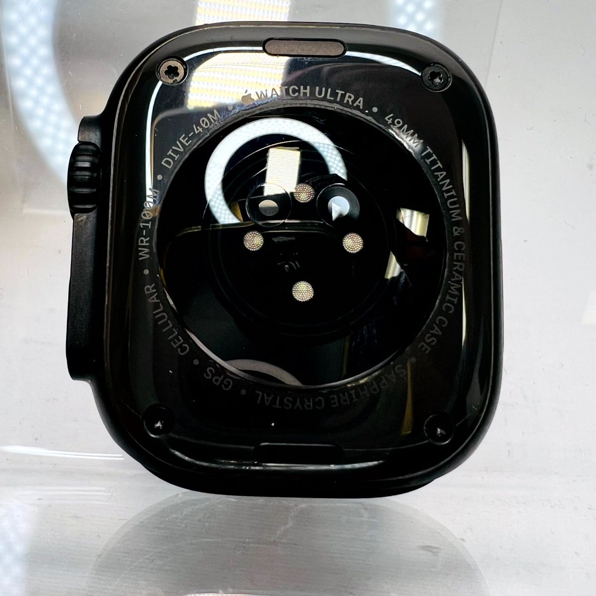Main image 7