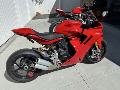 2023 Ducati Super Sport 950