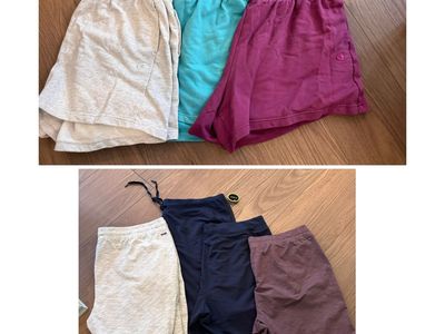 Women’s XXL shorts $5 each