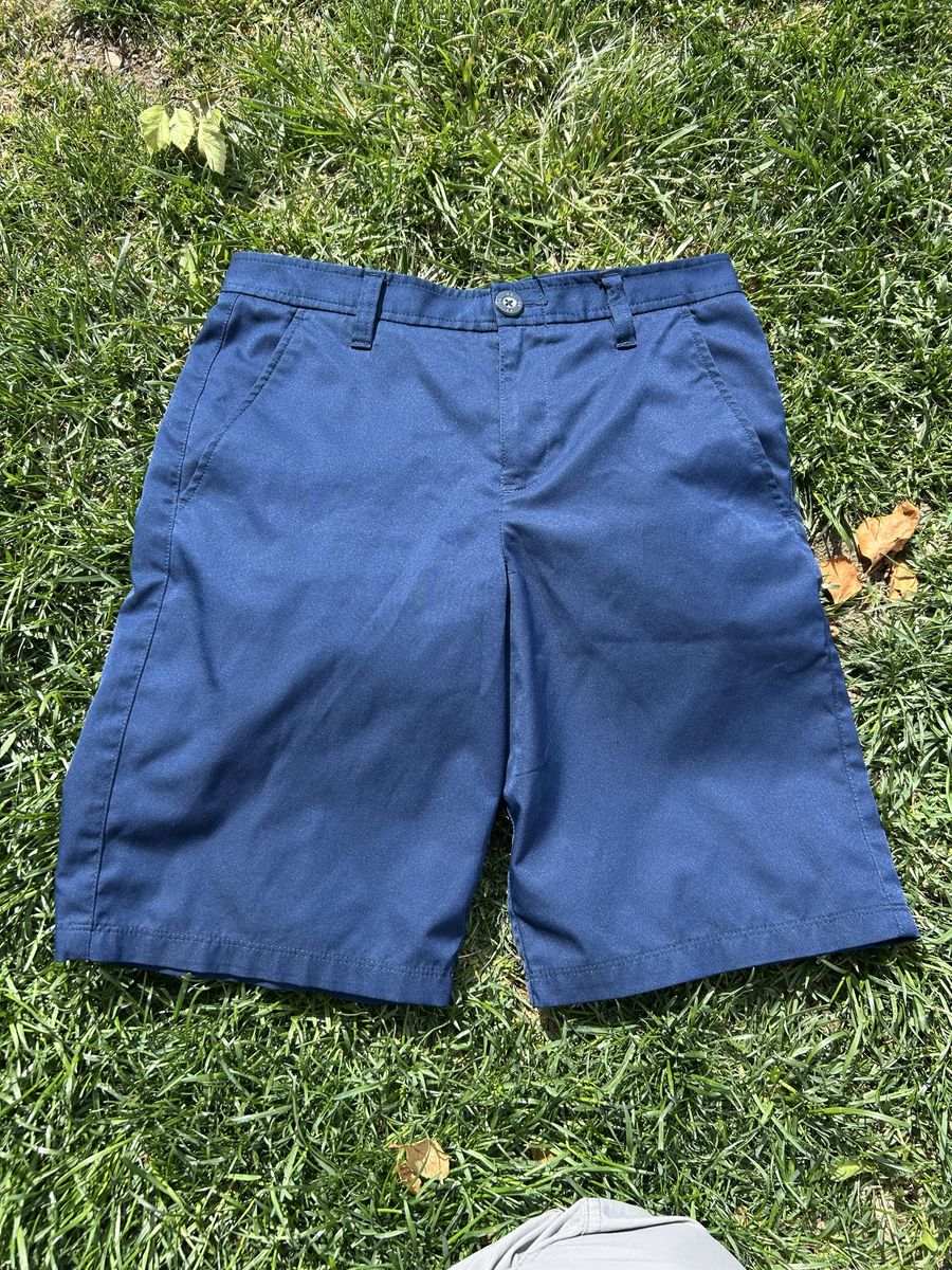 Under Armour Navy Blue Flat Front Shorts - Boys' Size 16