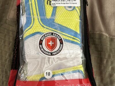 Size 10 Soccer Goalie Gloves