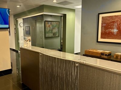 Need Bigger Space for a Meeting? Rent by the Day or Hour!