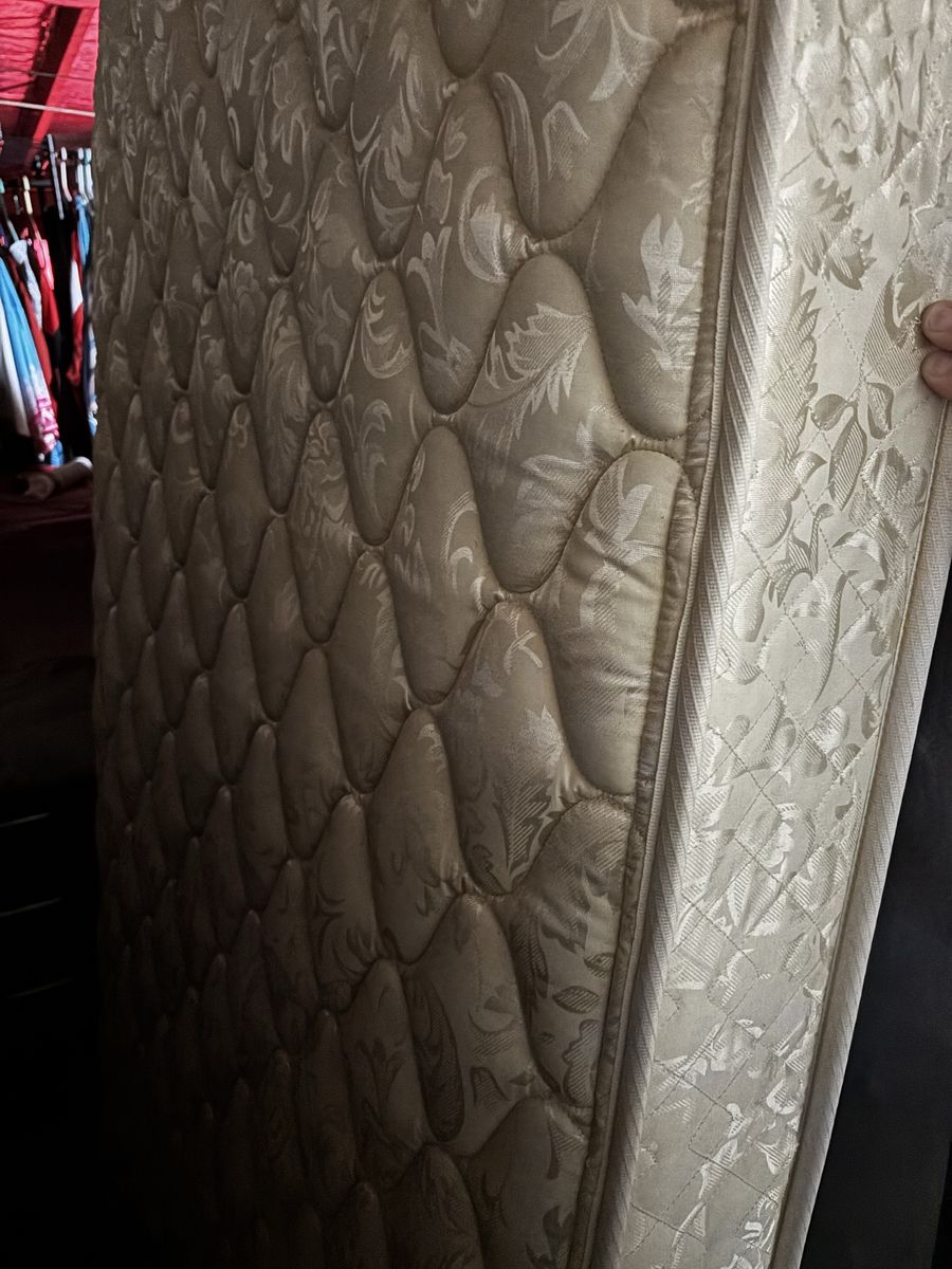 Mattress (free)