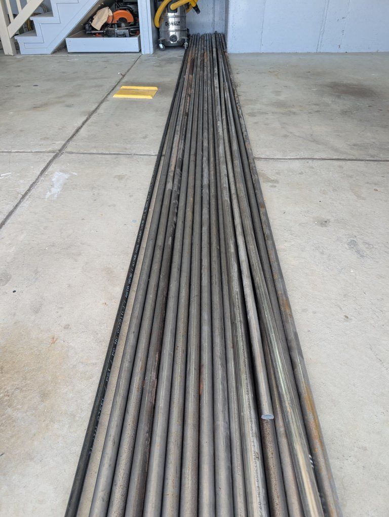 1 1/4" OD x 0.083" Wall x 1.084" ID Stainless Round Tube 304 Seamless
