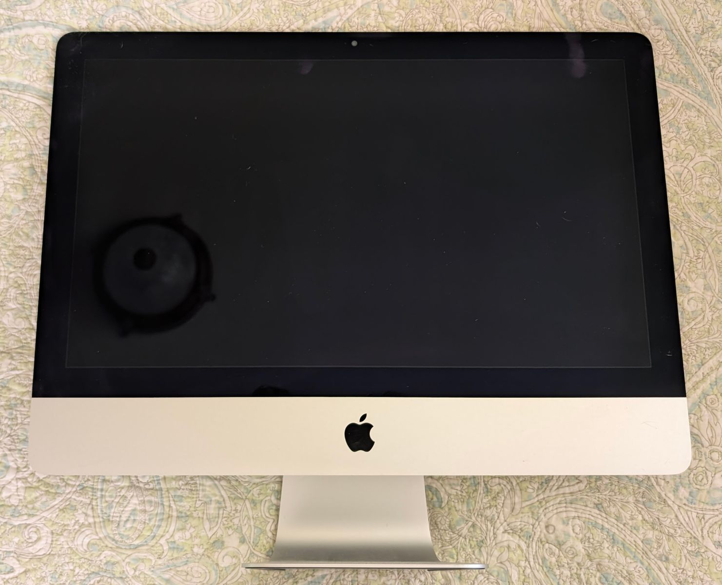 21.5" 2017 iMac 1TB drive 8GB RAM 1920x1080 4-core i5 CPU