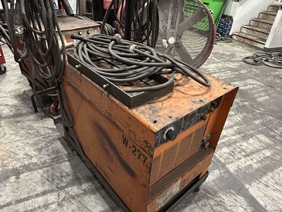 Miller Dimension 650 Power Source Welder