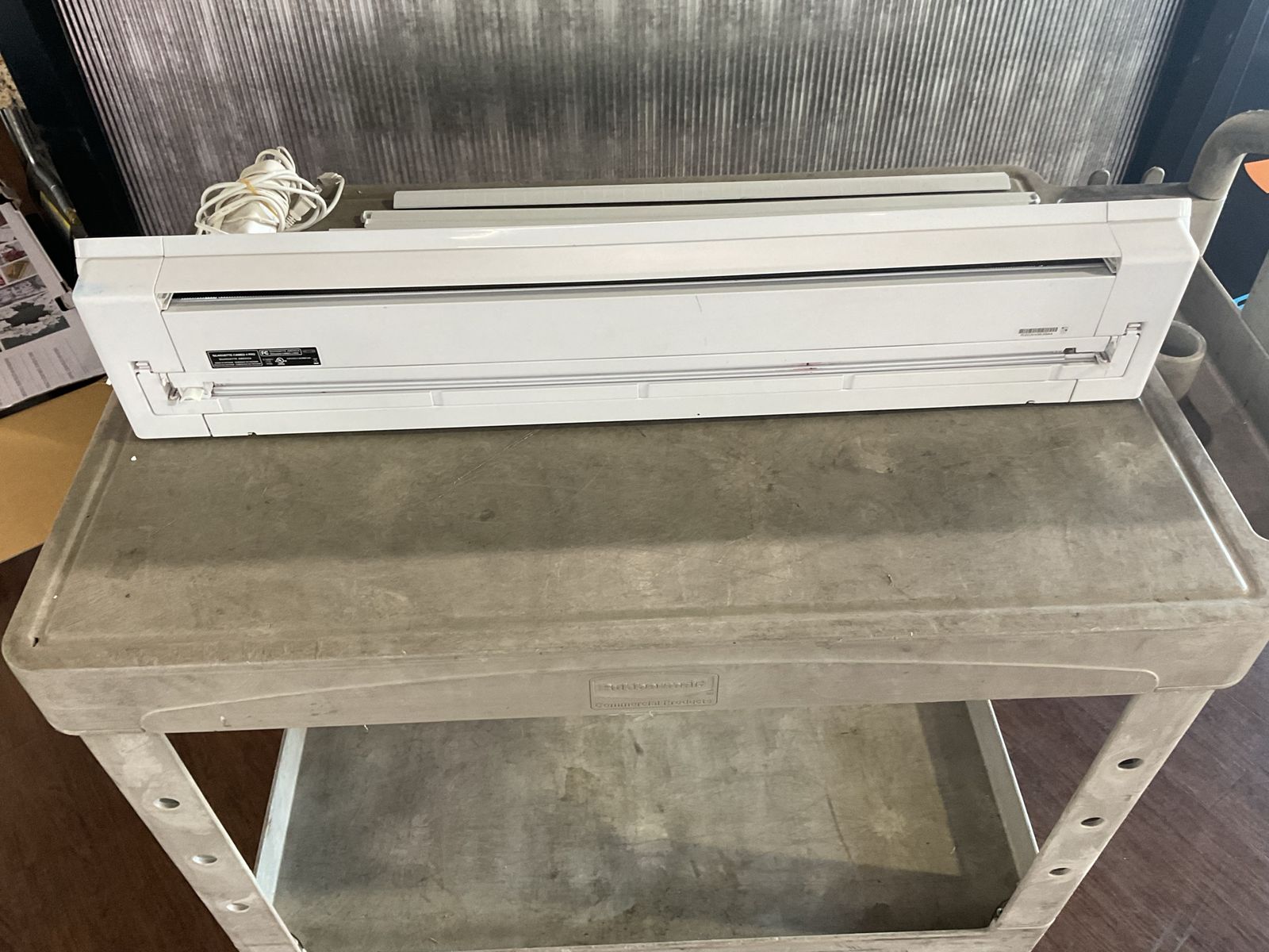 Main image 4