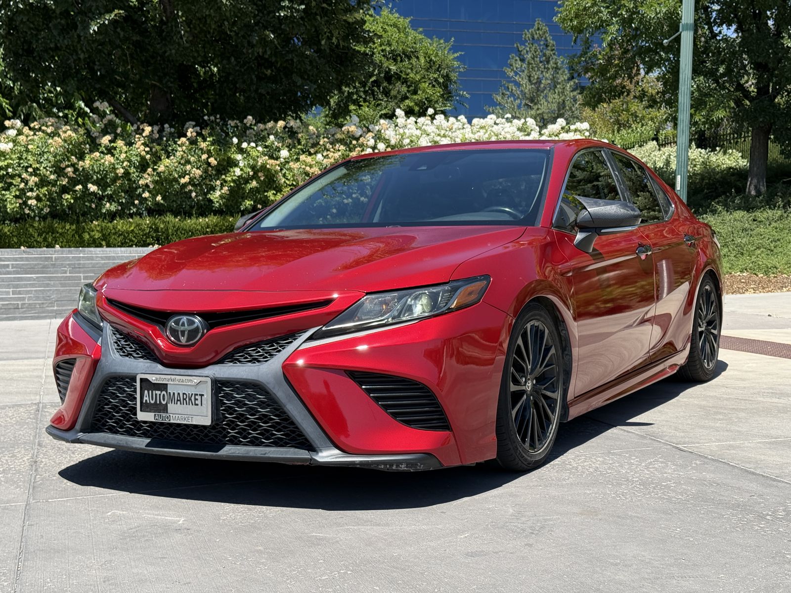 2020 Toyota Camry SE