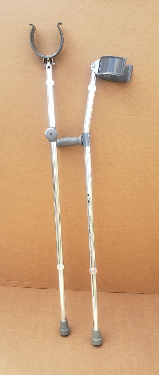 MEDLINE Aluminum LightWeight Adjustable Forearm Crutches: 250-lbs Weight Capacity:  5ft-6ft 2in