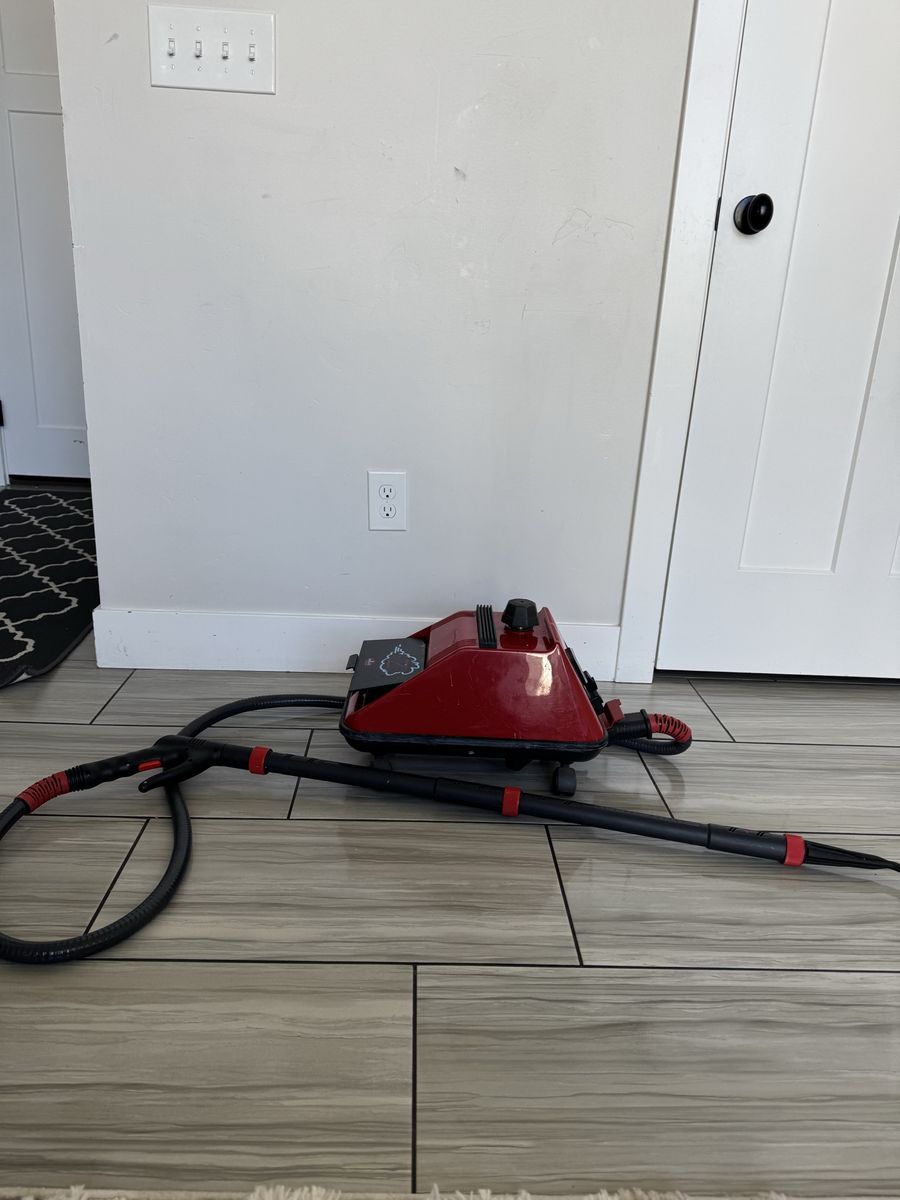 Sargent Steam BRZ 2 steam cleaning machine