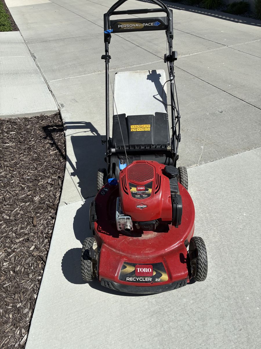 Toro 7.25 HP, 22 in., self-propelled lawn mower