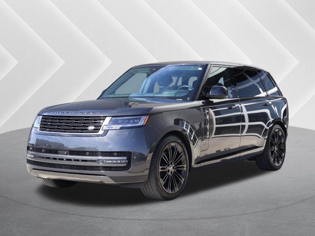 2024 Land Rover Range Rover P400 SE LWB