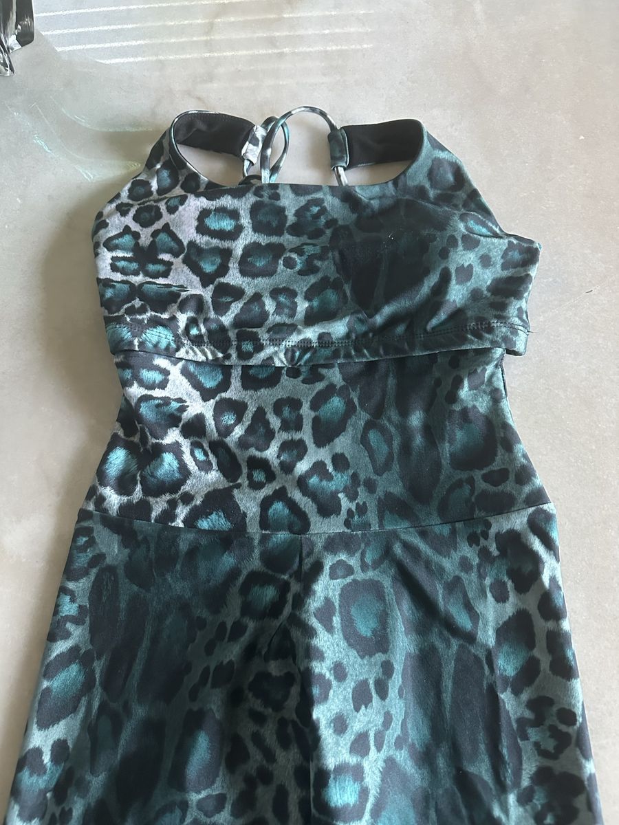 Onzie Women's Teal Leopard Print Halter Neck Crop Top & Leggings Activewear Set, Size M