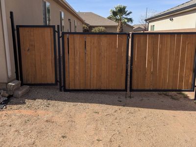 Driveway gate