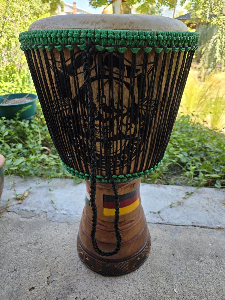 Main image 3