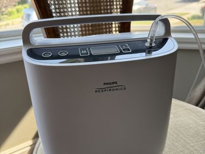 Respironics SimplyGo Oxygen Concentrator Portable