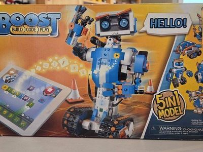 LEGO Boost Set 17101 - Creative Toolbox *damaged*