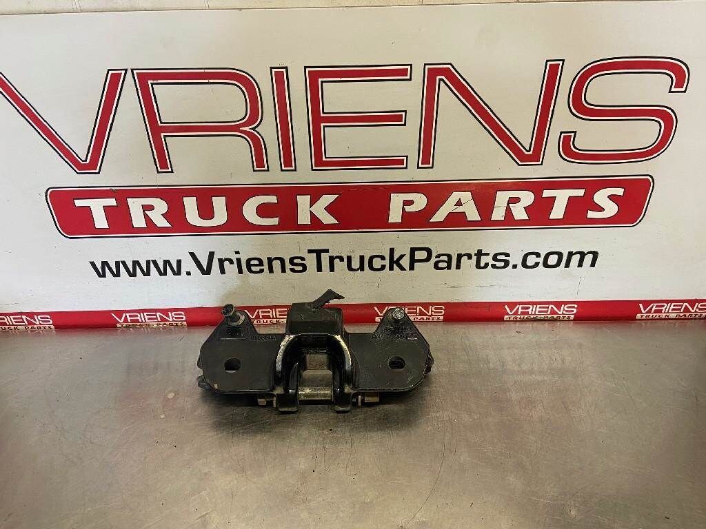 Peterbilt Bracket