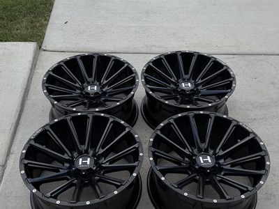 Chevy GMC Toyota Dodge Ram Hostile Rims 22” almost new