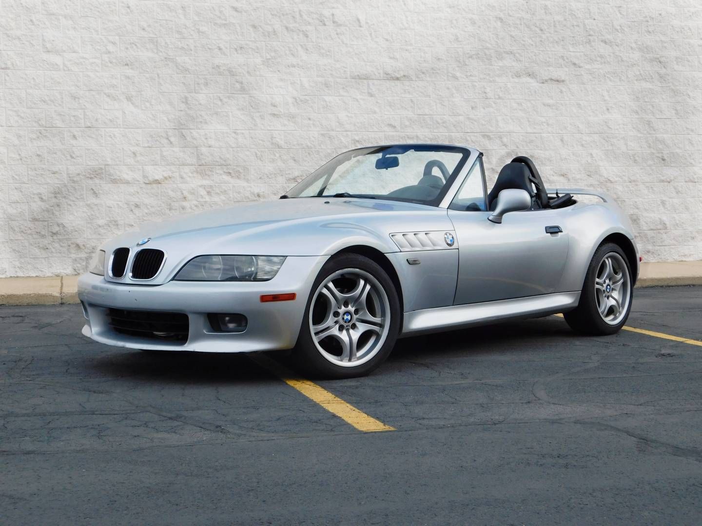 2001 BMW Z3 2.5i
