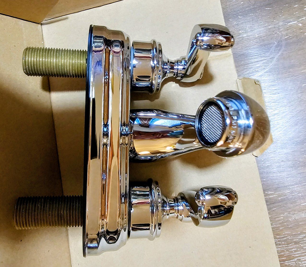 Main image 3