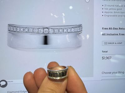 Wedding Band with 2 lines of diamonds