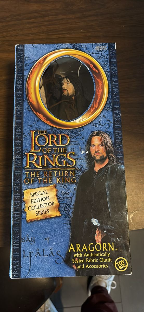 New- The Lord of the Rings Return of the King Aragorn 12 in Action Figure- Special Edition Collector Series