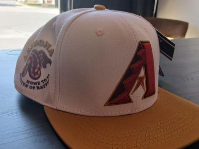 Pro Standard MLB Arizona Diamondbacks Snapback Hat in Pink-(Collectible box)