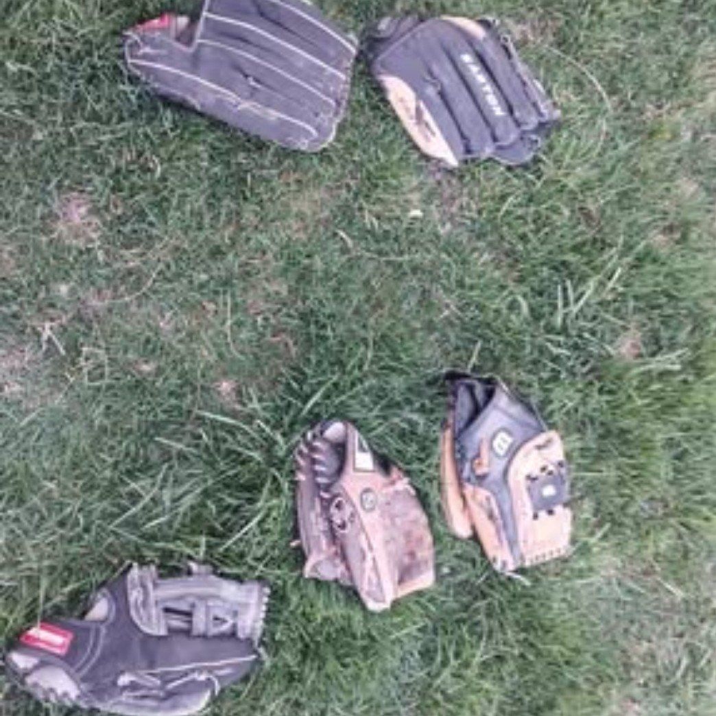 lefty and righty baseball and softball gloves