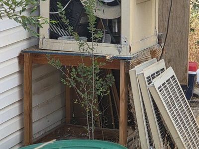 Used Evaporative Cooler - Complete Unit with Panels (Condition Unknown)