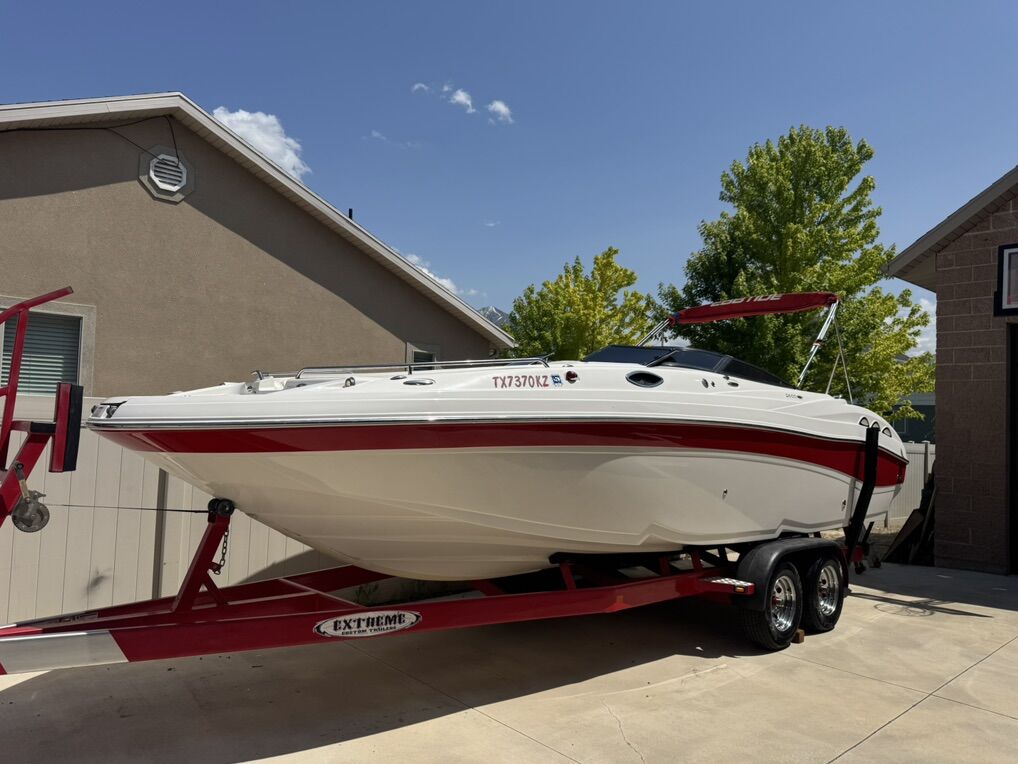 2006 Ebbtide 2600 Z-Trak Deck Boat